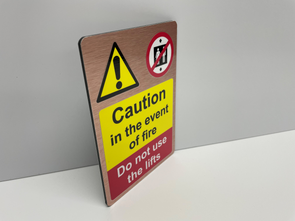 L1 Do Not Use The Lift Signs